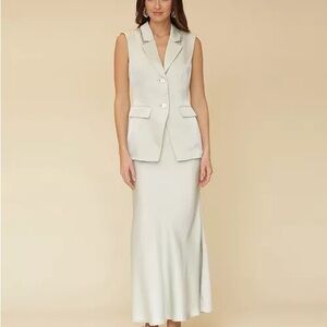 NWT Avec Les Filles Light Green Sleeveless Blazer Maxi Skirt Set size Large